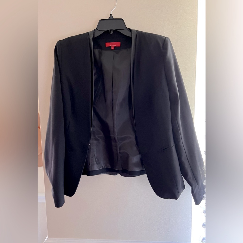 RED by Saks Fifth Avenue blazer; black with leather details; size 8